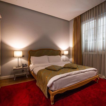 Classic Hotel Tirana Eksteriør billede