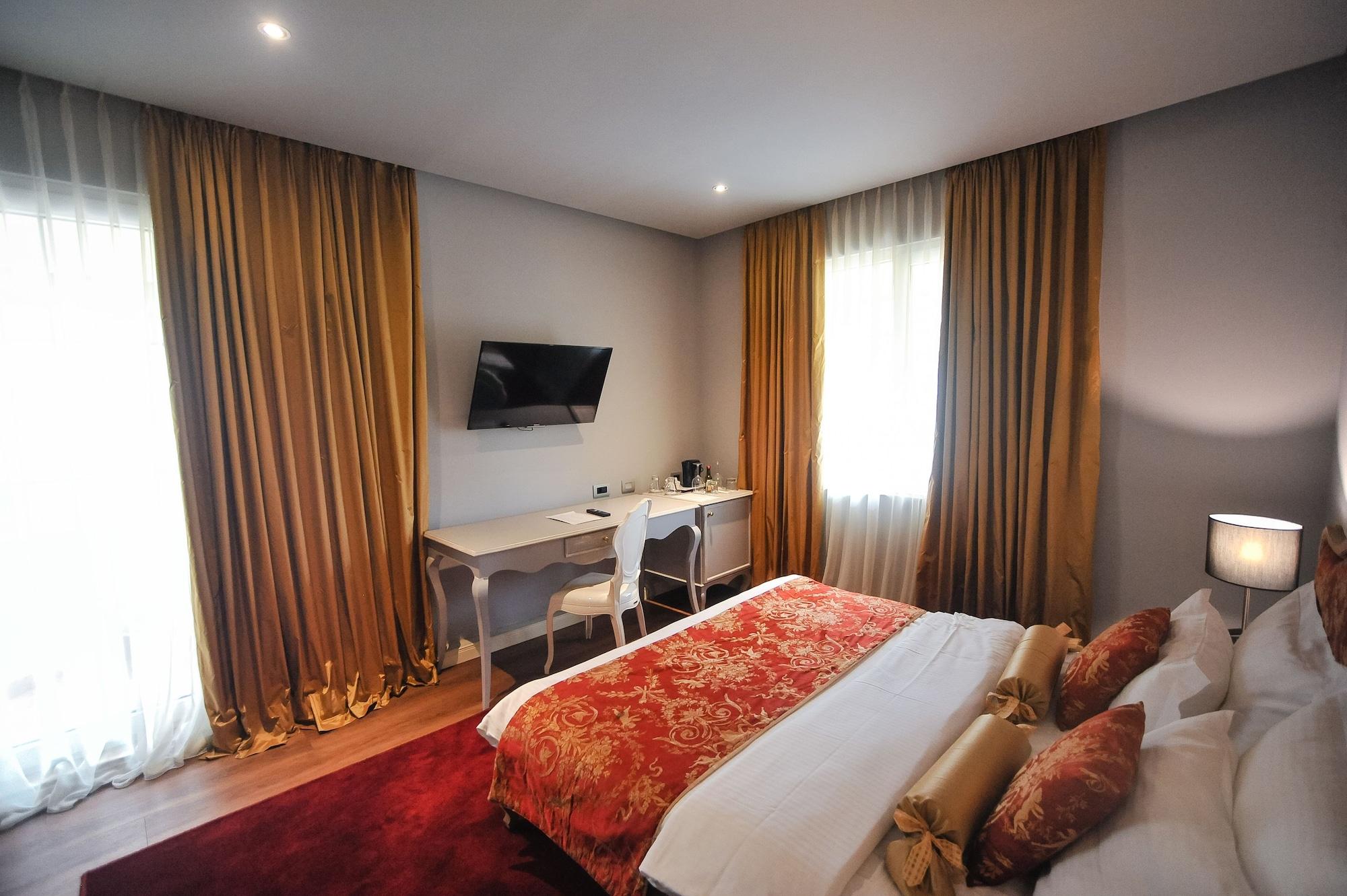 Classic Hotel Tirana Eksteriør billede